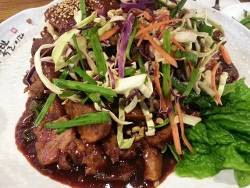 Prato Carne Porco Salada